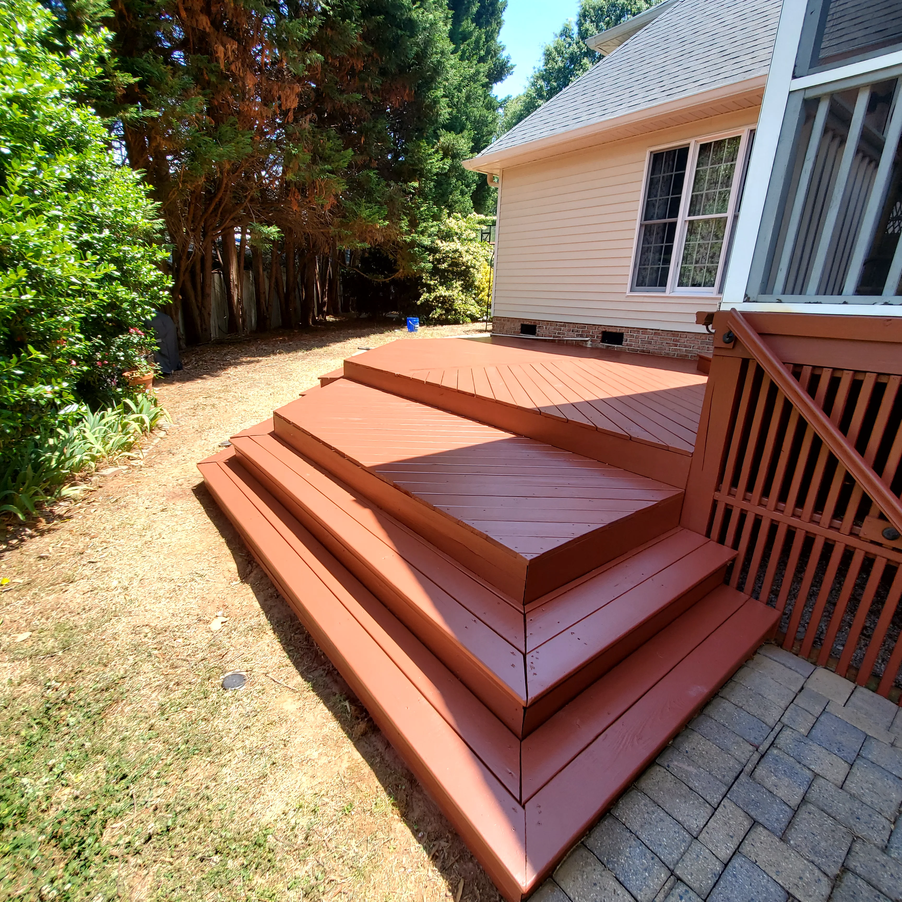 deck-complete-4.webp